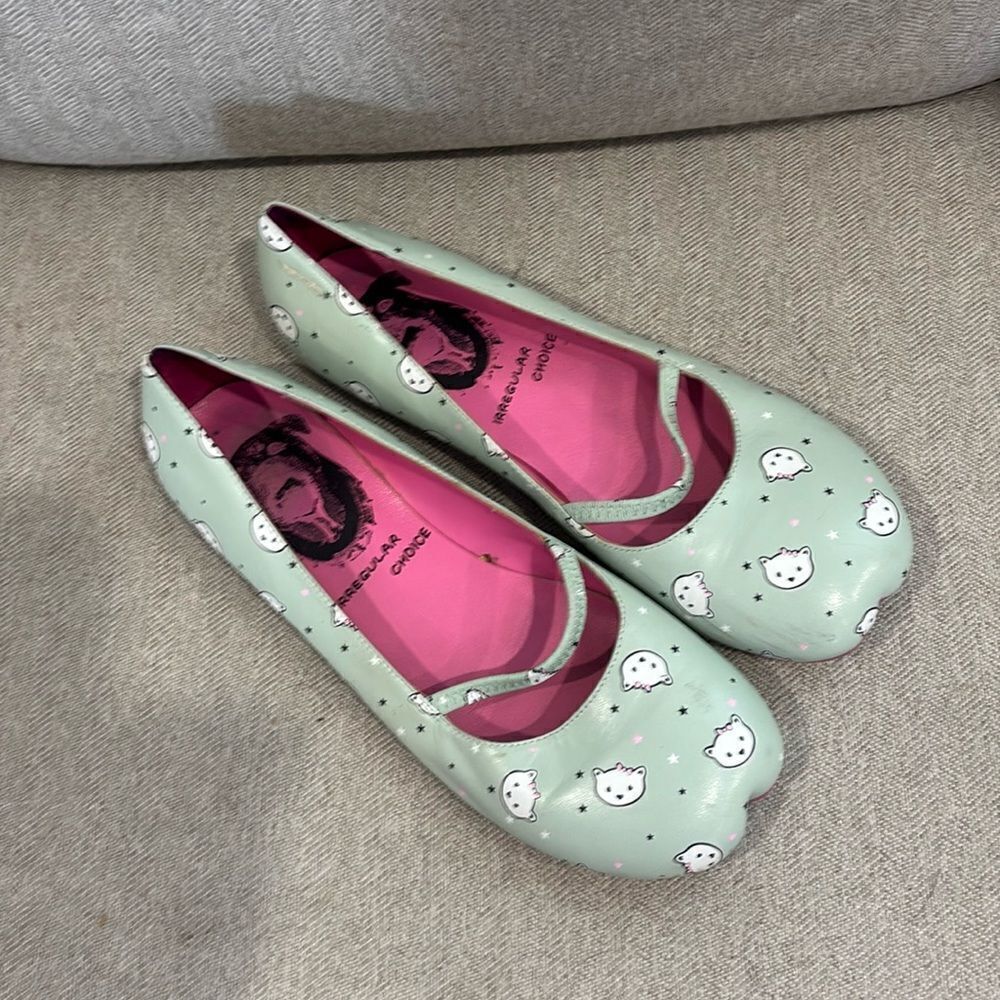Irregular Choice, mint green bear and star pattern. Slight dimple at toe sz 10
